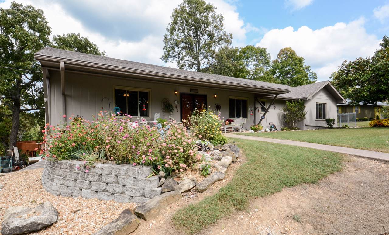 27174 Fox Lane - Photo 1