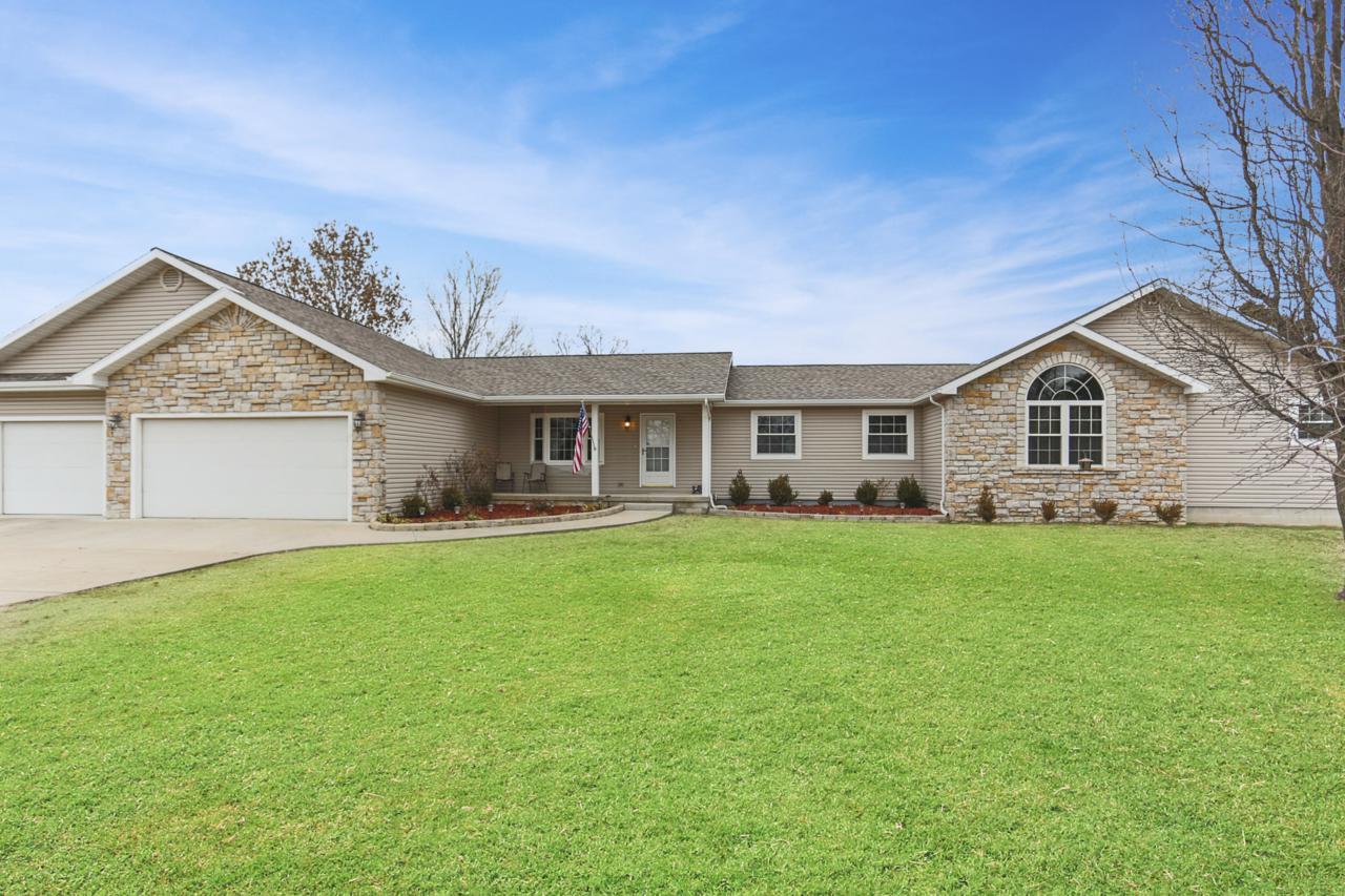 178 Derby Lane - Photo 1