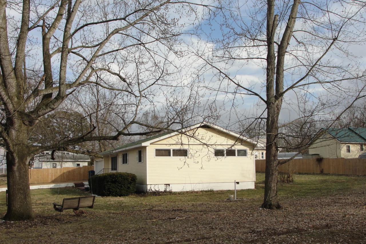 920 Hiett Street - Photo 1