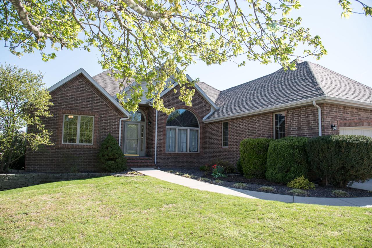 1220 Charles Street - Photo 1