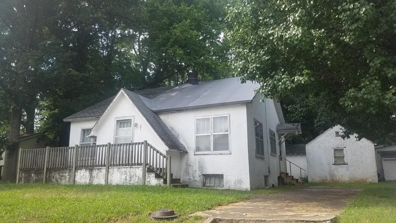 201 14th Street - Photo 1