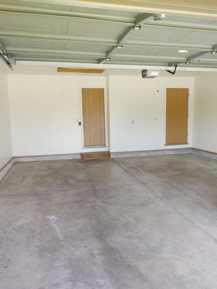 581 Bradford Avenue - Photo 1