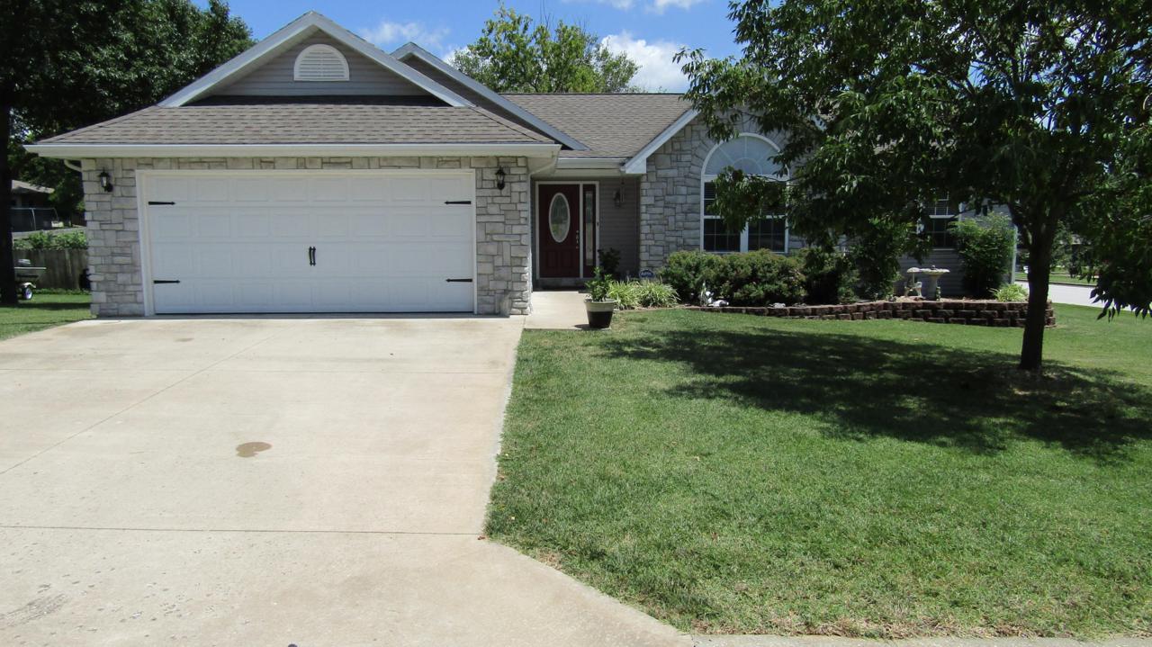 400 Winfred Avenue - Photo 1