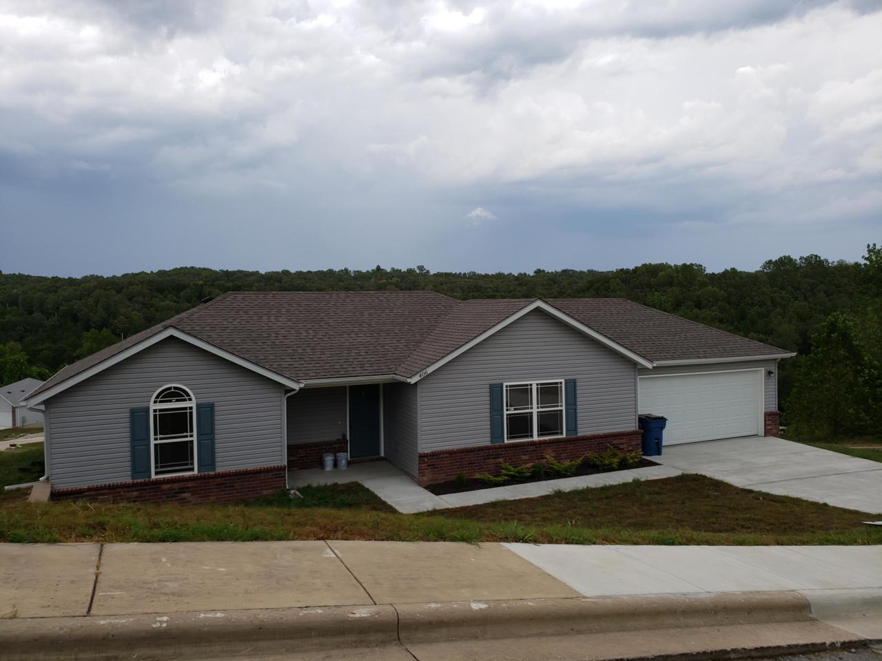 406 Spring Meadows Parkway - Photo 1
