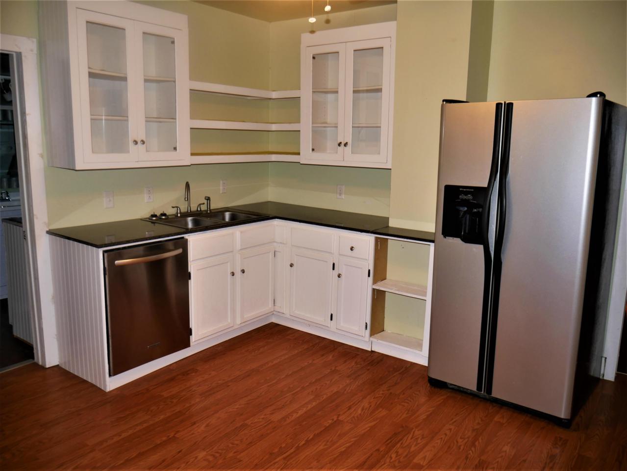 902 Griffith Avenue - Photo 1
