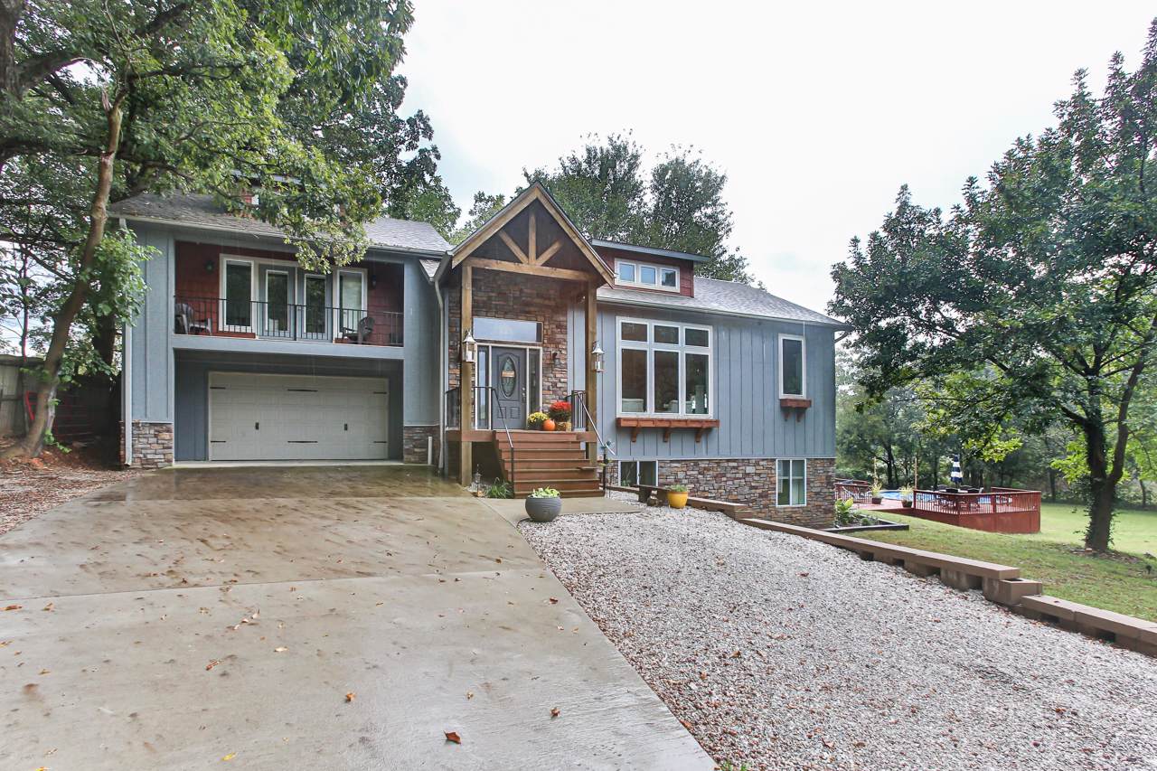 1642 Dewberry Road - Photo 1
