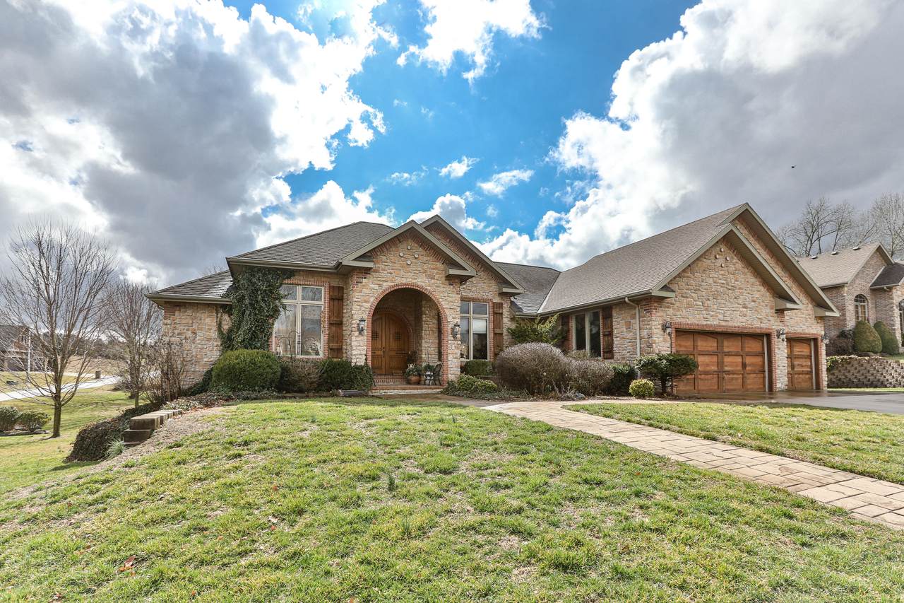 4202 Buttonwood Drive - Photo 1