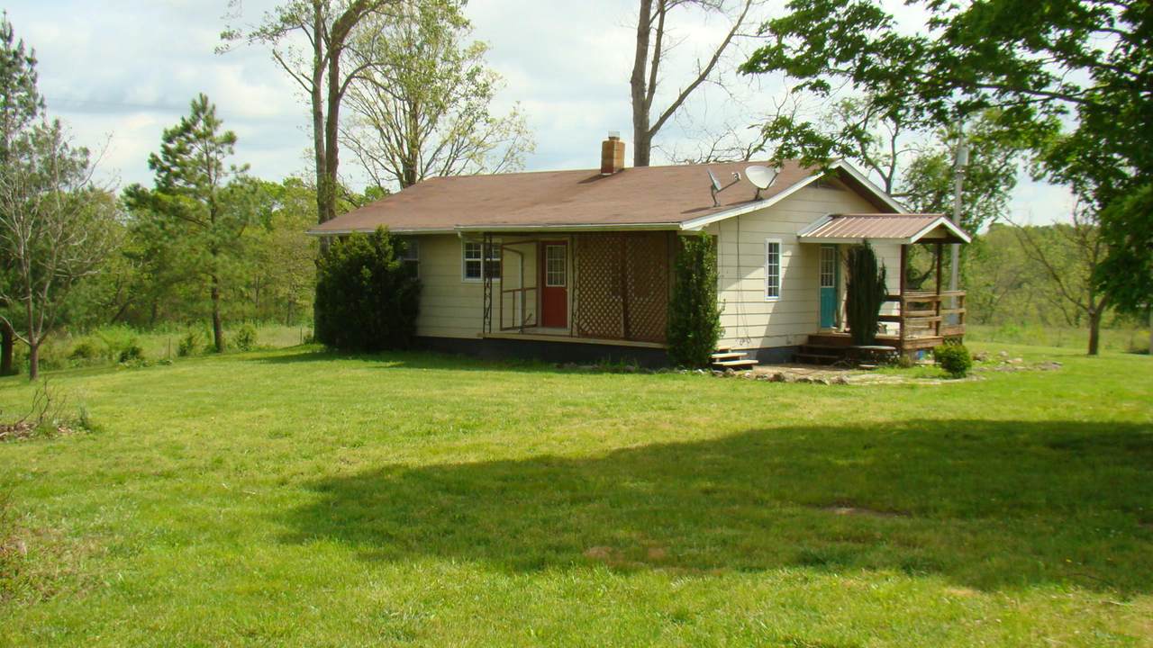 2752 County Road 2170 - Photo 1