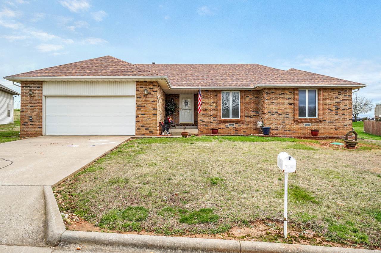 1404 Raspberry Court - Photo 1