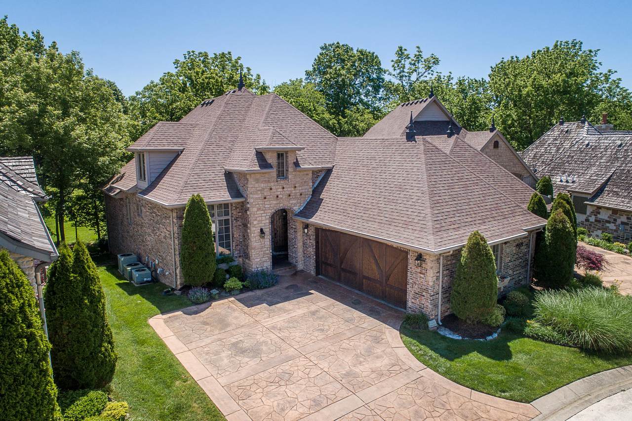 6320 Creeksedge Drive - Photo 1