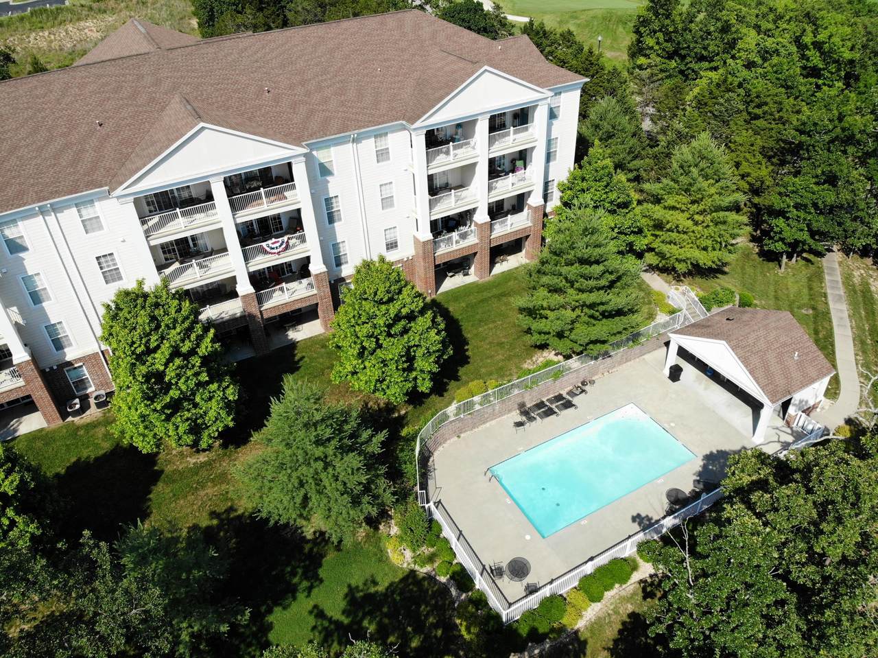 201 Prairie Dunes Dr - Photo 1