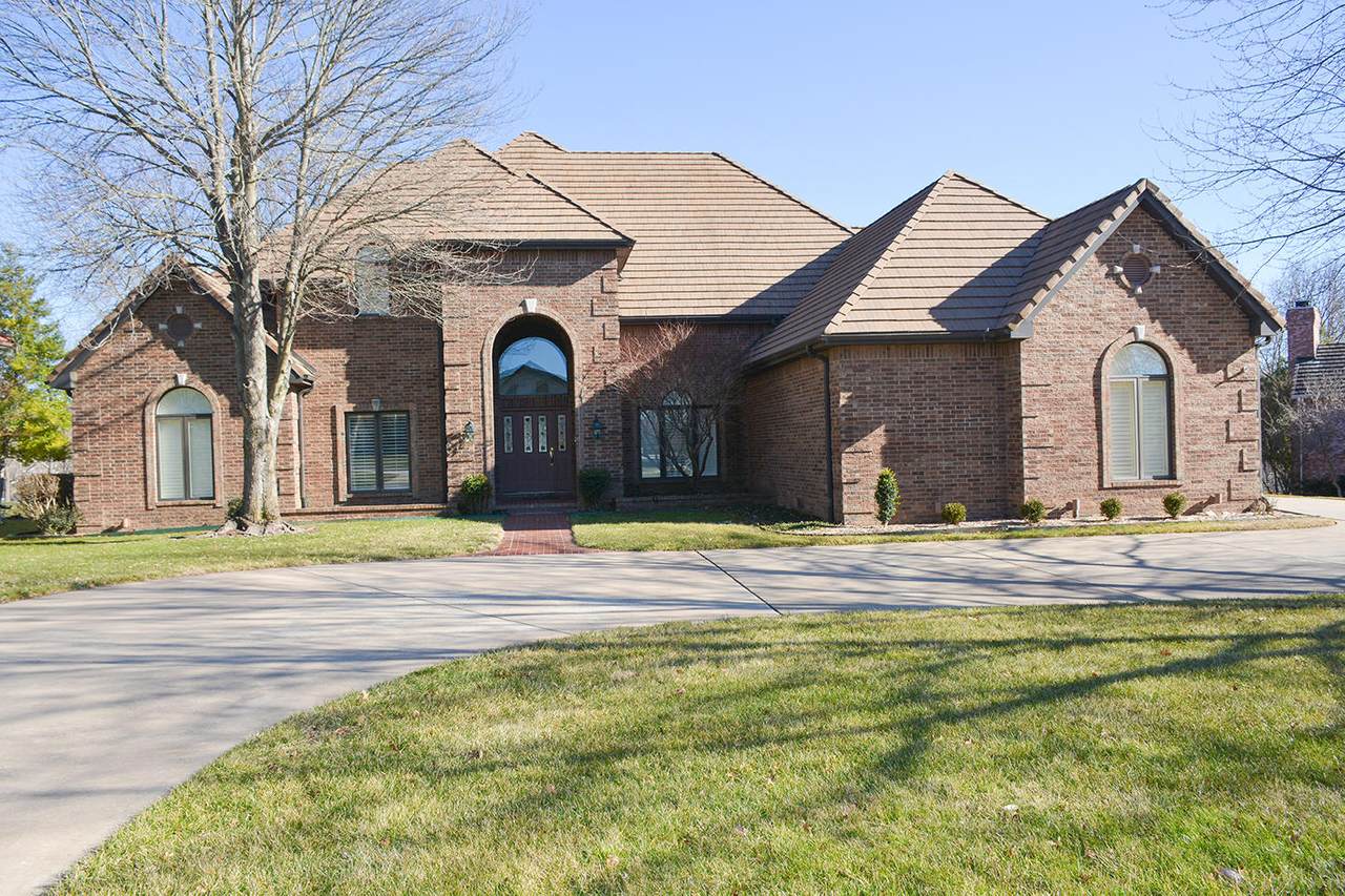 5246 Stirling Way - Photo 1