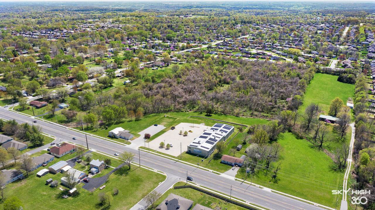 3600/3530 Republic Road - Photo 1