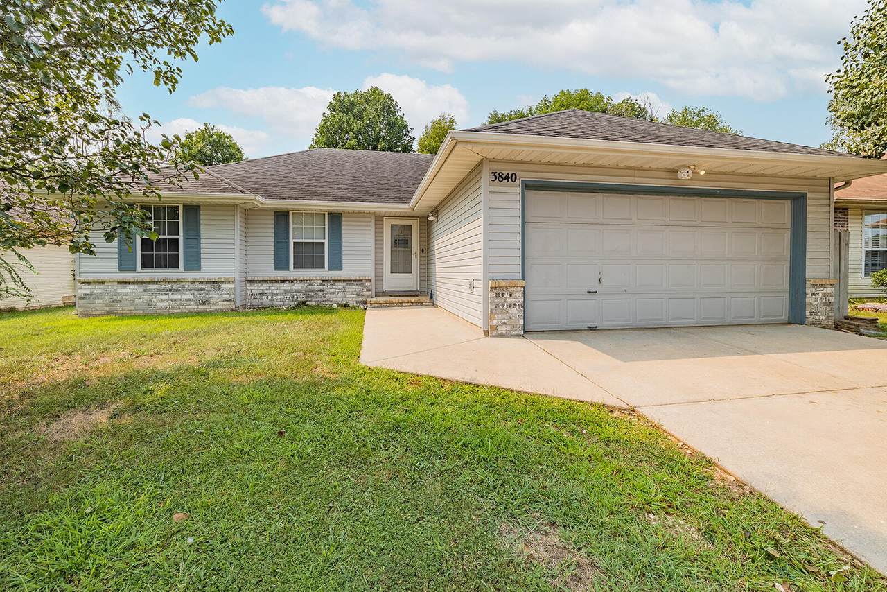 3840 Kay Pointe Boulevard - Photo 1