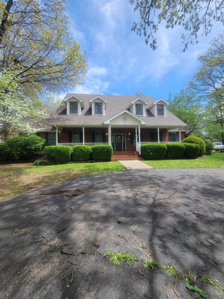 730 Oakland Avenue - Photo 1