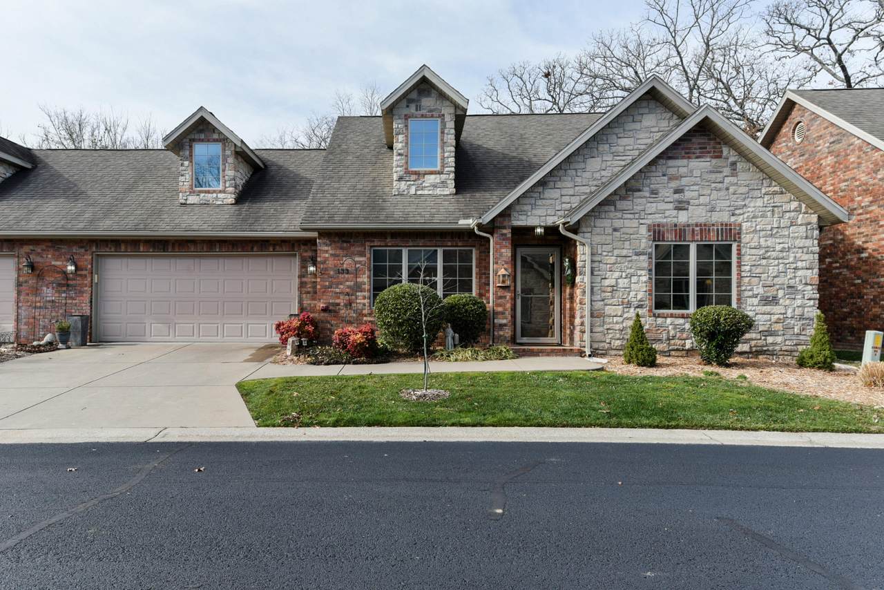 133 Stillwood Drive - Photo 1