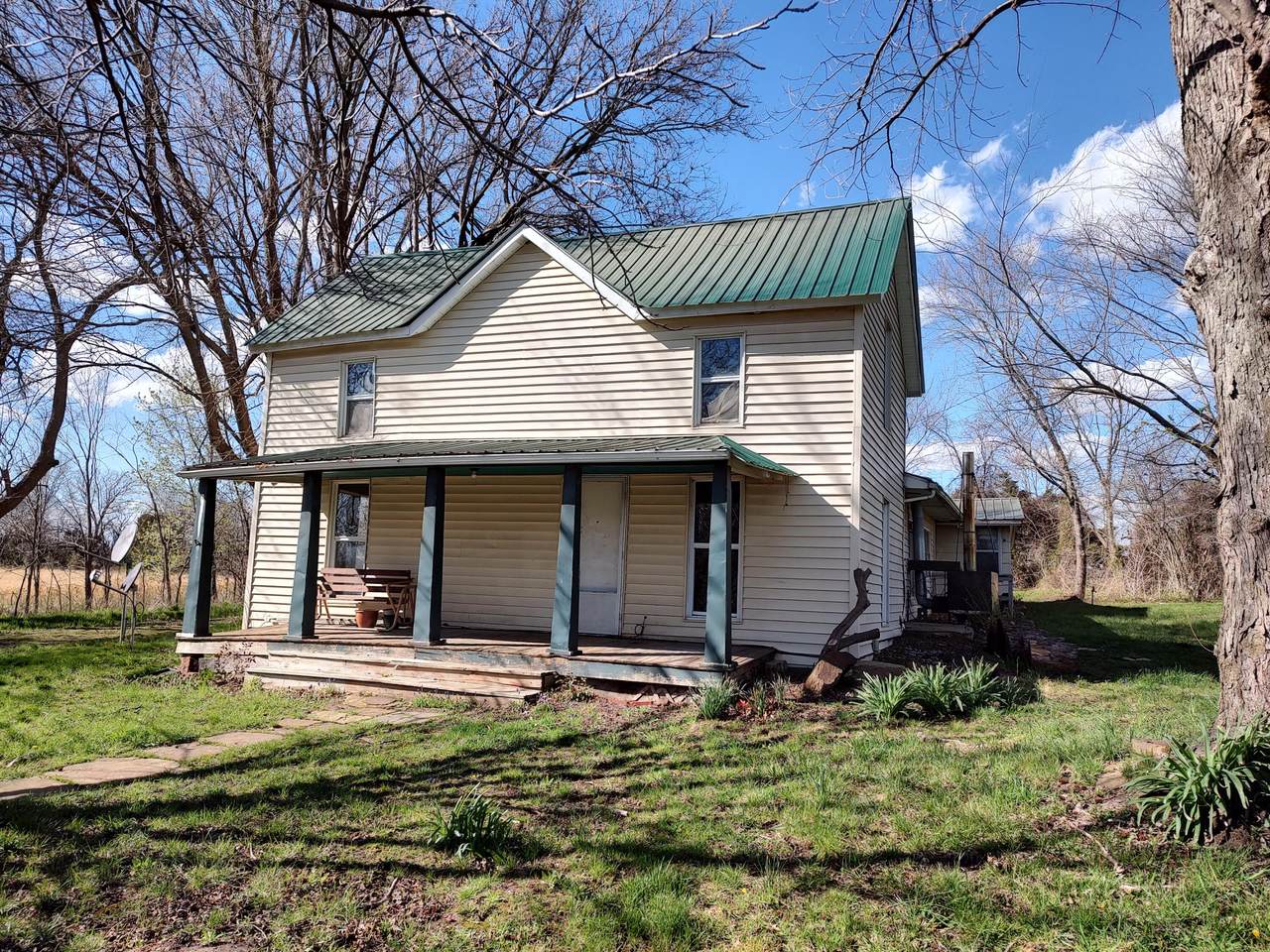 29095 Underwood Road - Photo 1