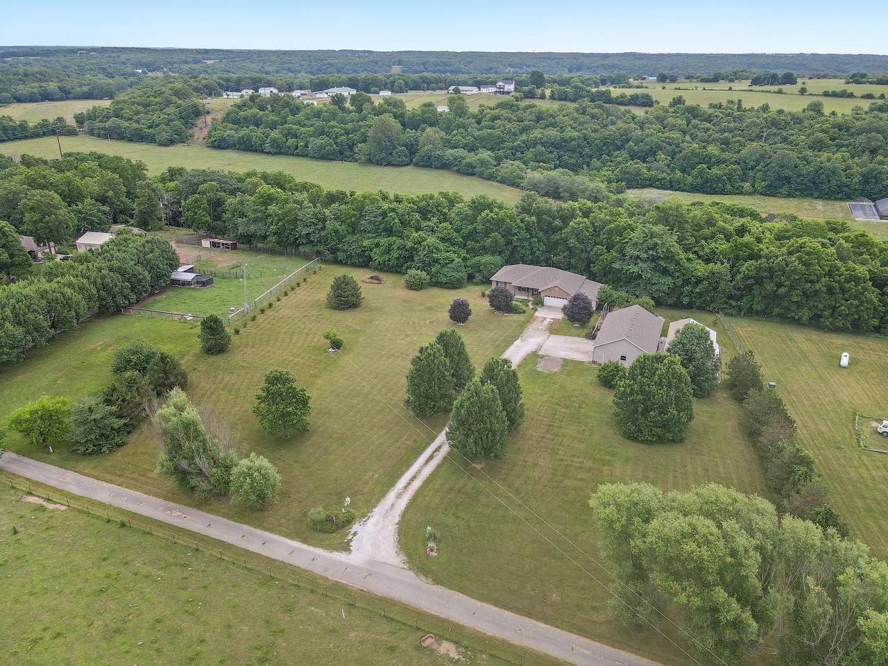 535 Ghan Road - Photo 1