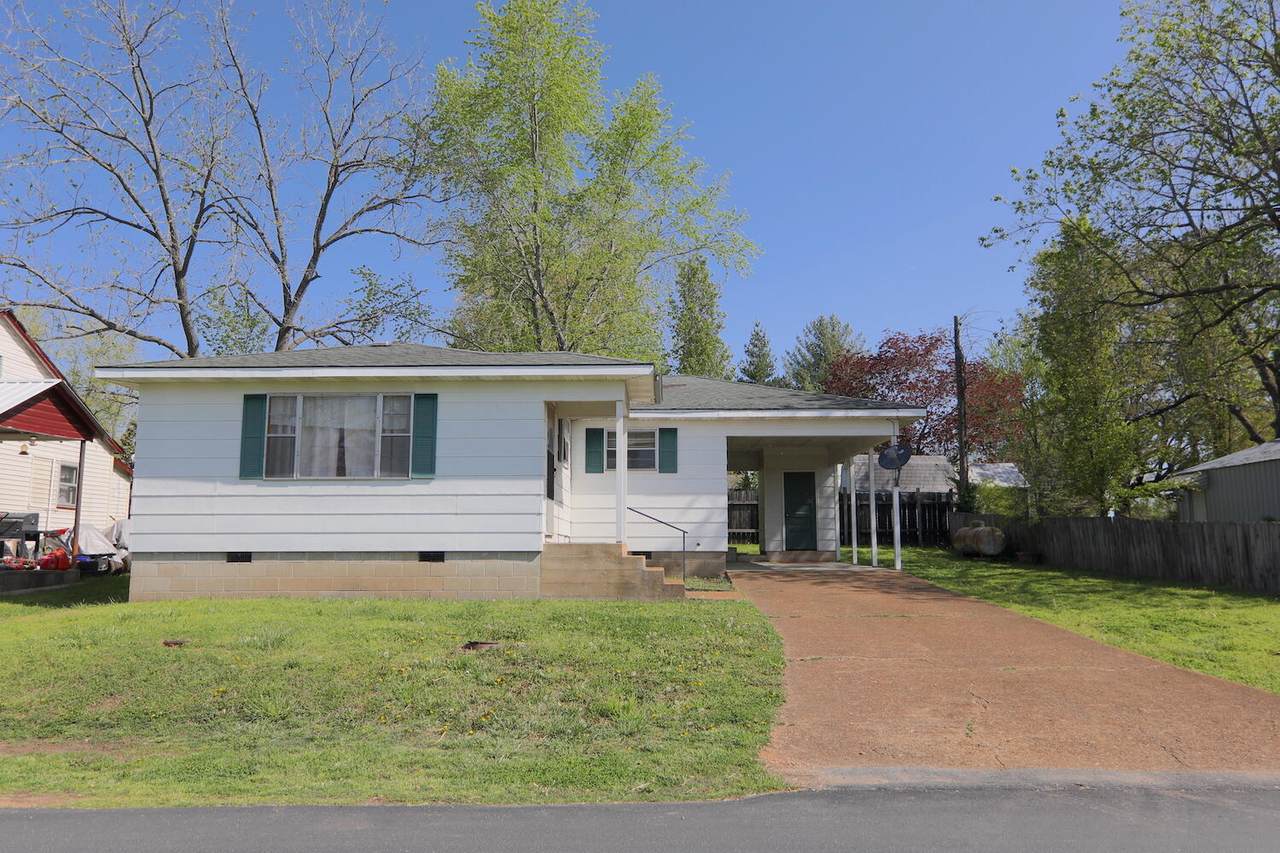 303 Vine Street - Photo 1