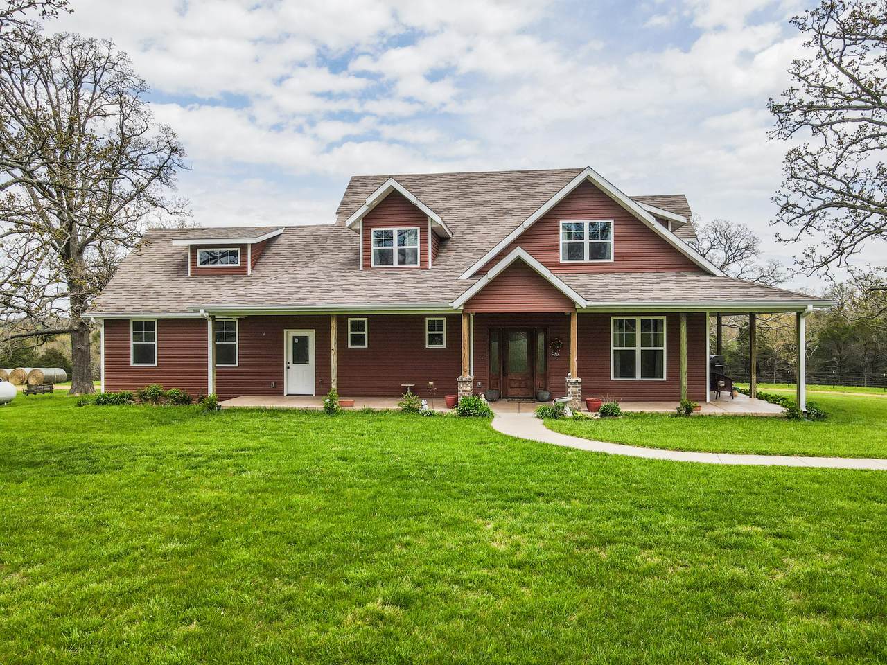 2027 Wild Rose Loop - Photo 1