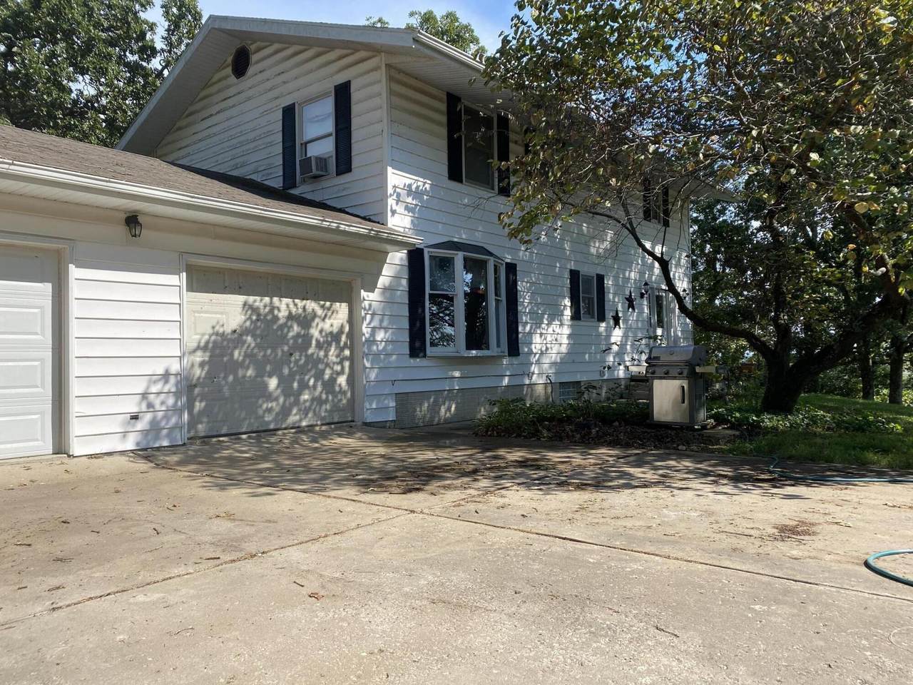 4440 170th Road - Photo 1