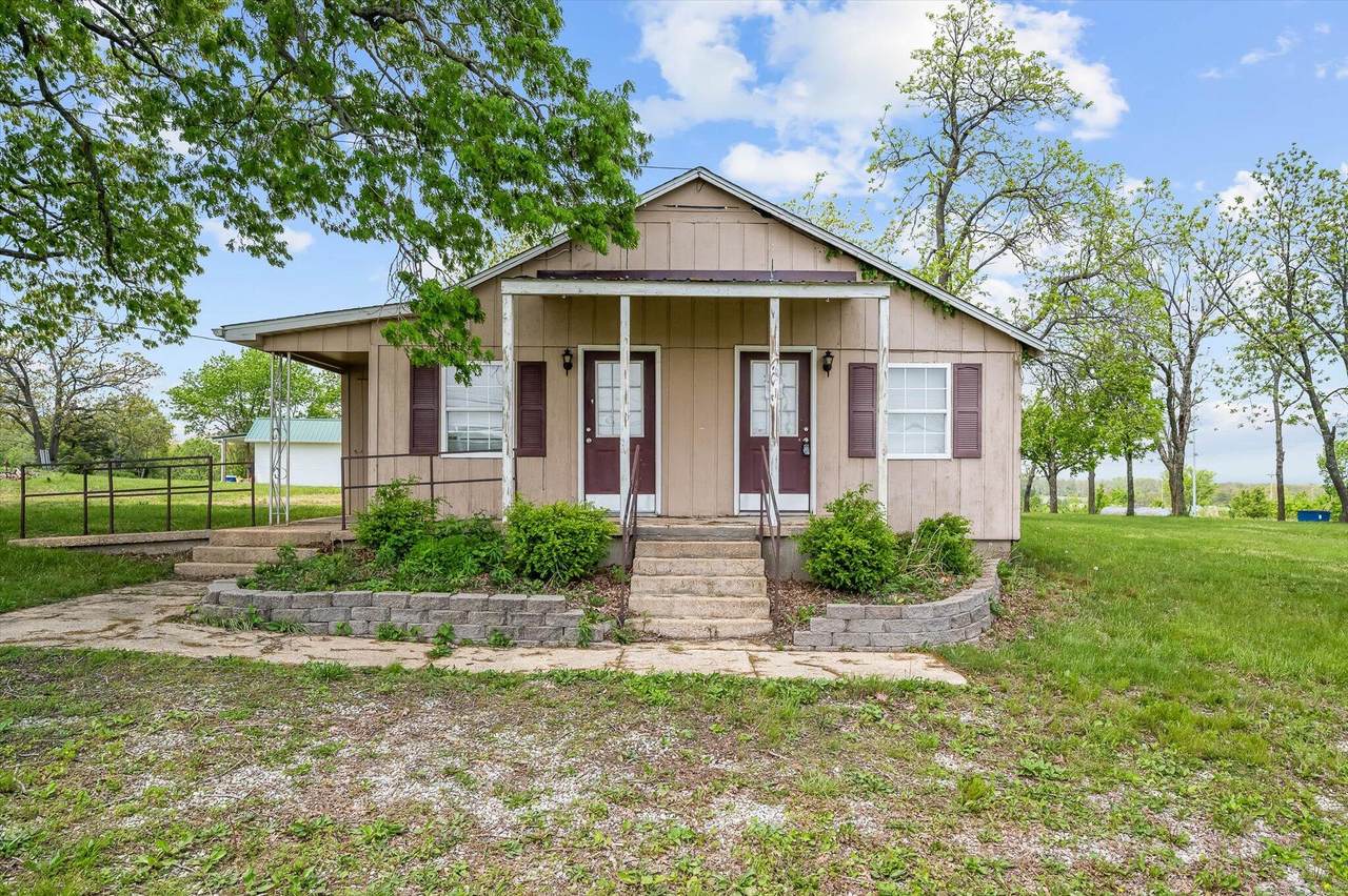 1495 Sam Houston Boulevard - Photo 1