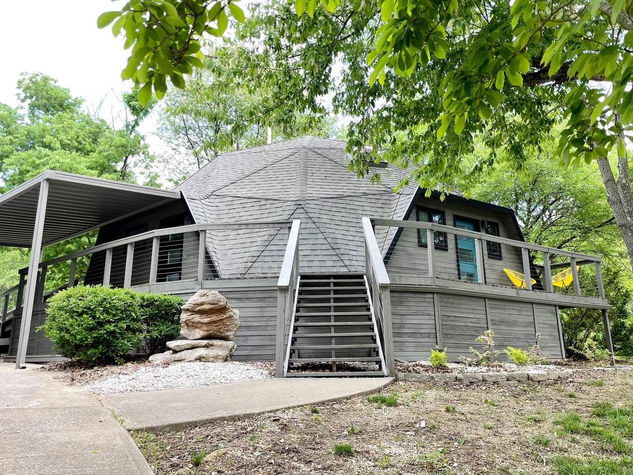 714 Pin Oak Drive - Photo 1