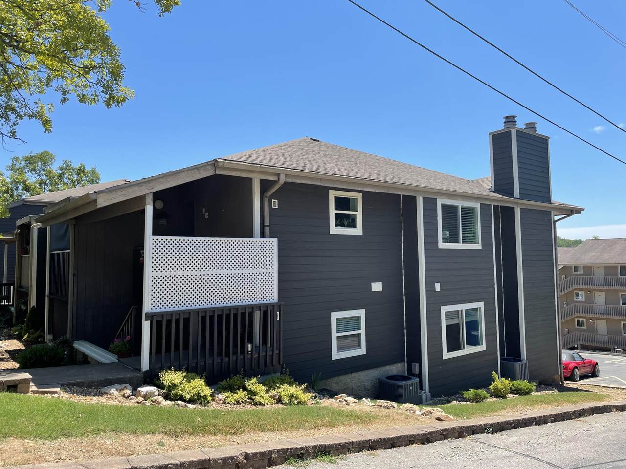 118 West Hensley Street - Photo 1