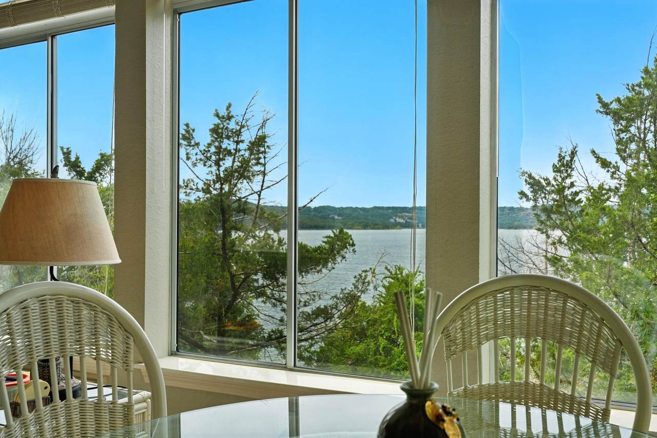 680 Emerald Pointe Drive - Photo 1