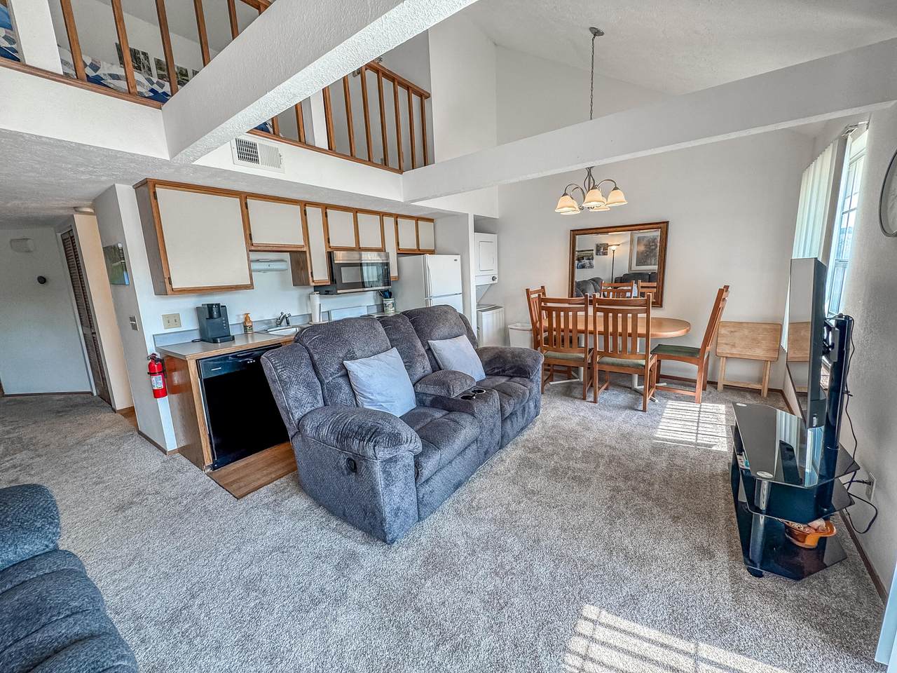 3 Memory Lane - Photo 1