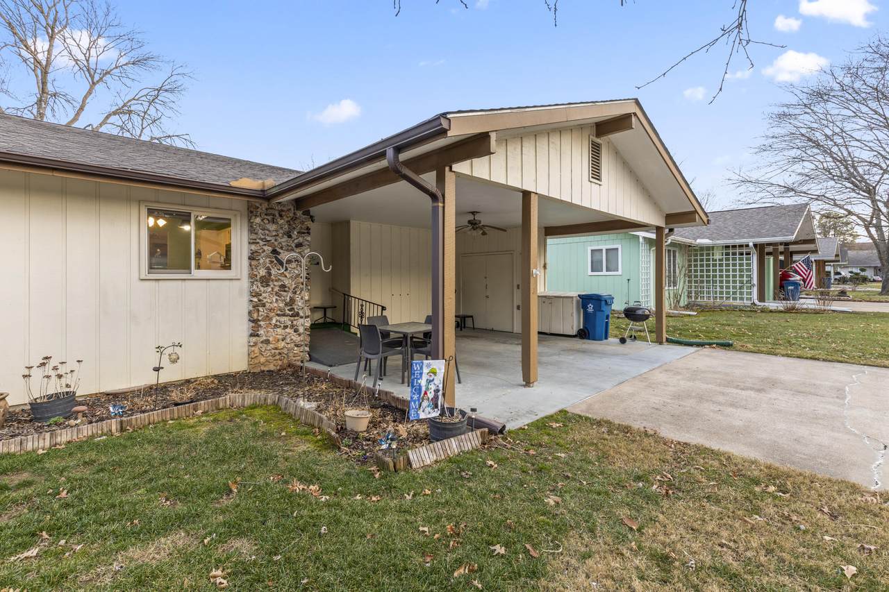 25 Oak Court - Photo 1