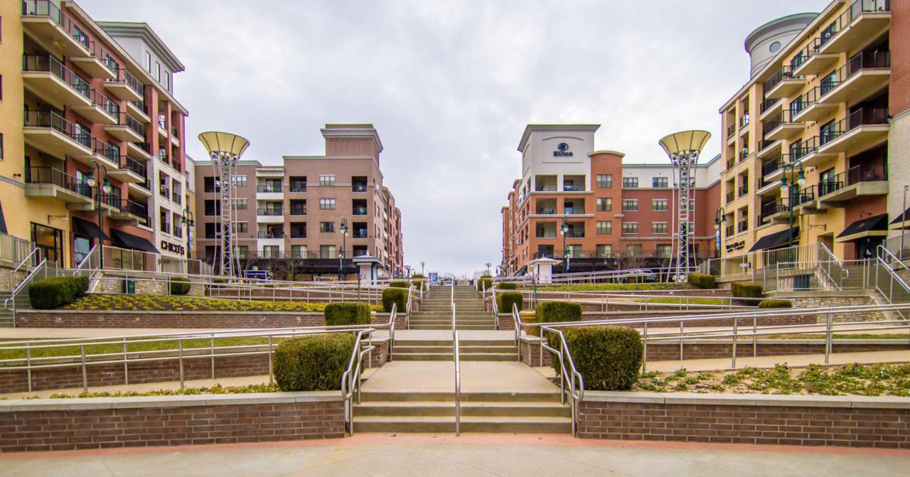 2302c Branson Landing - Photo 1