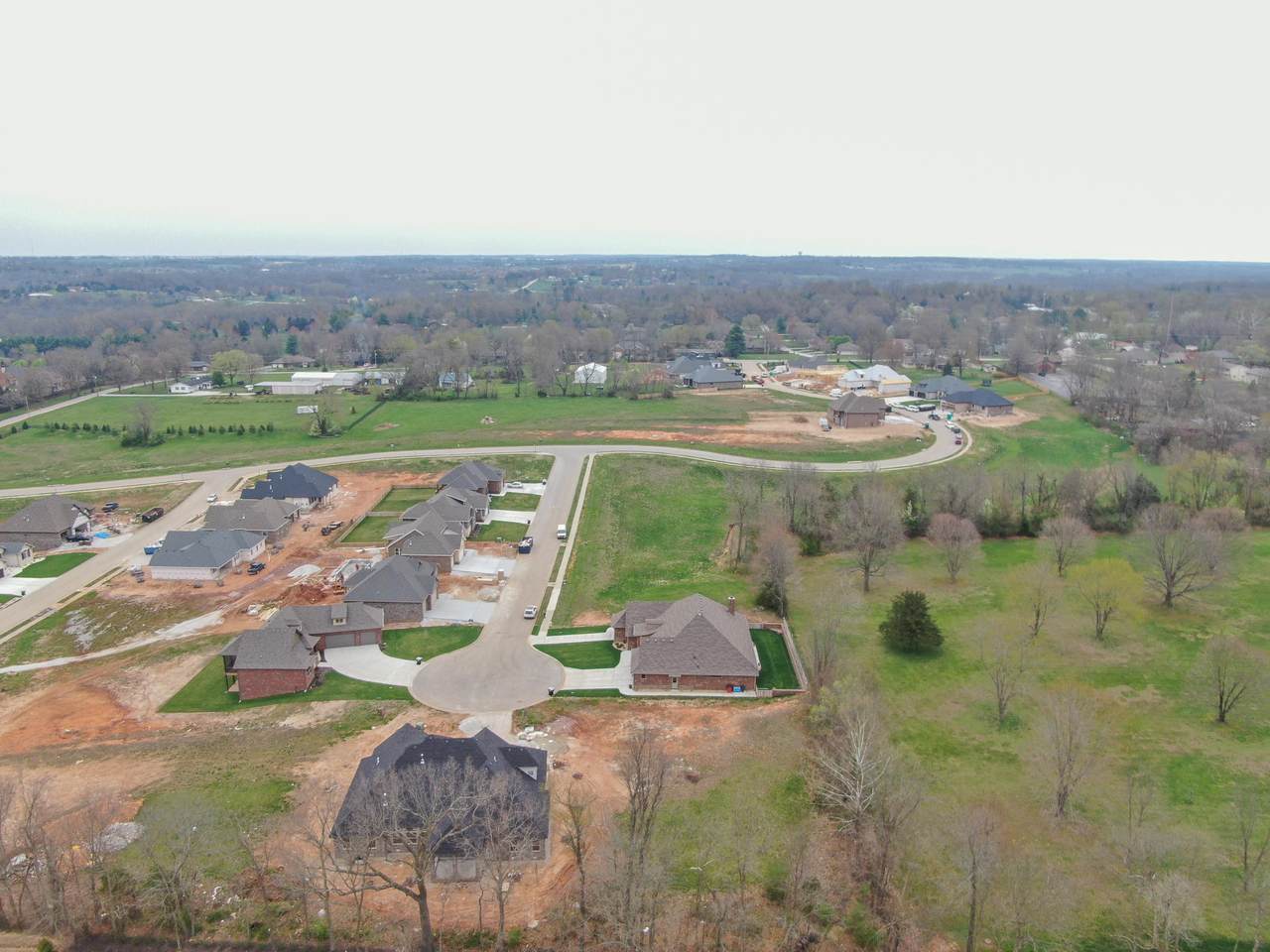 702 Thornridge Drive - Photo 1 702 Thornridge Drive - Photo 1