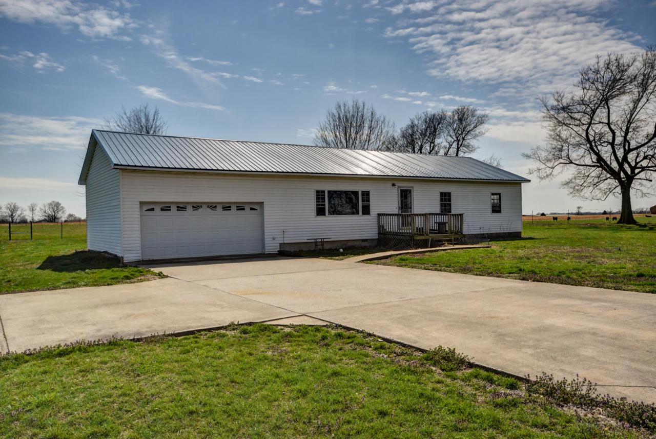 16777 Lawrence 2085 - Photo 1
