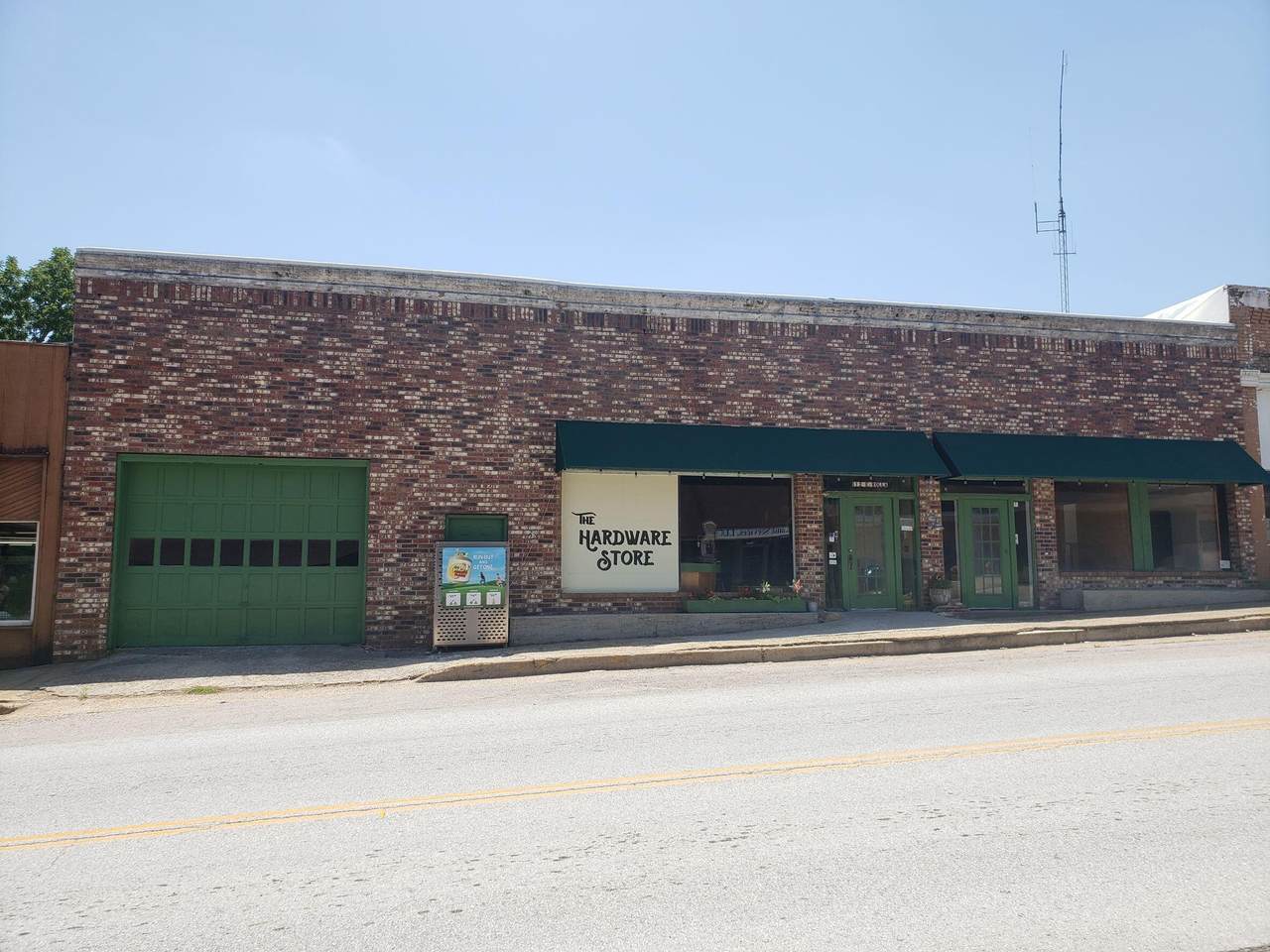 112 Rolla Street - Photo 1