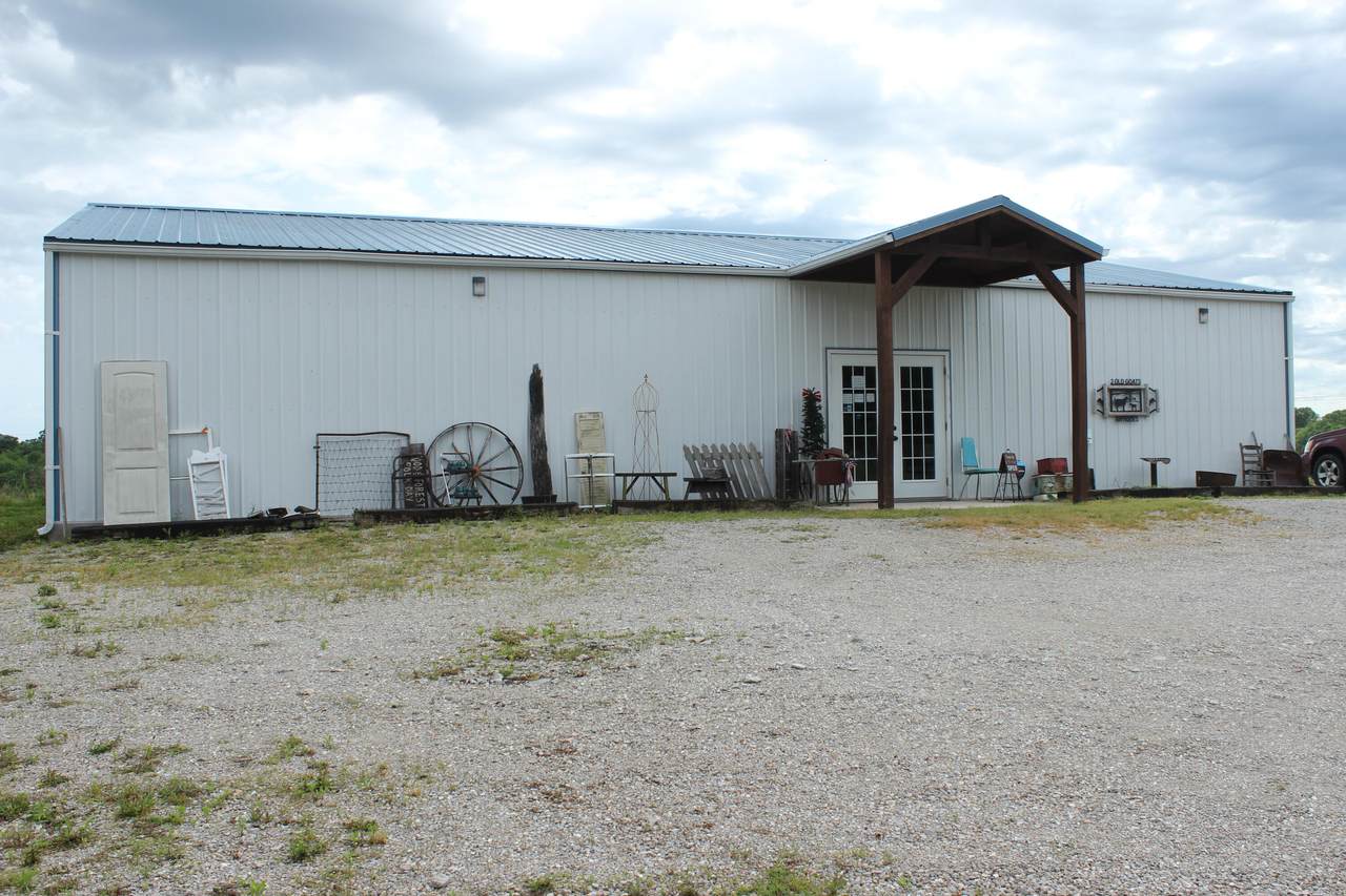 2240 County Road 1270 - Photo 1