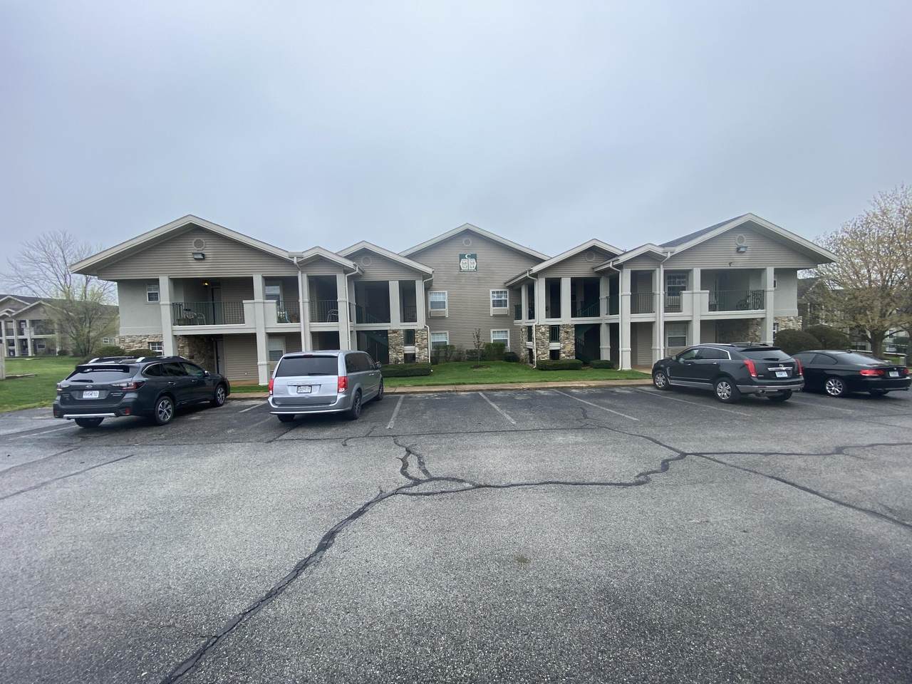 130 Rockford Drive - Photo 1