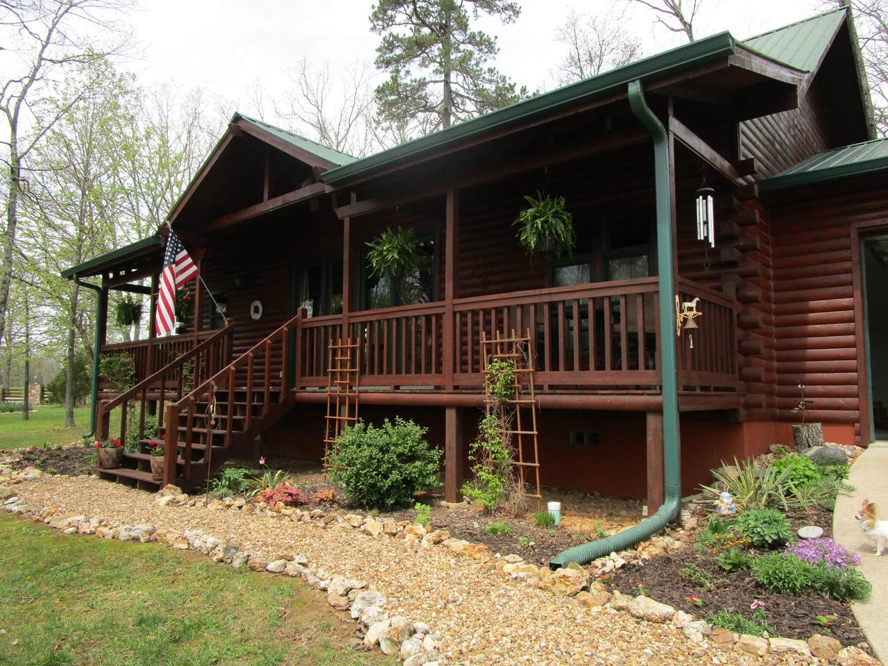 2033 Private Road 2421 - Photo 1