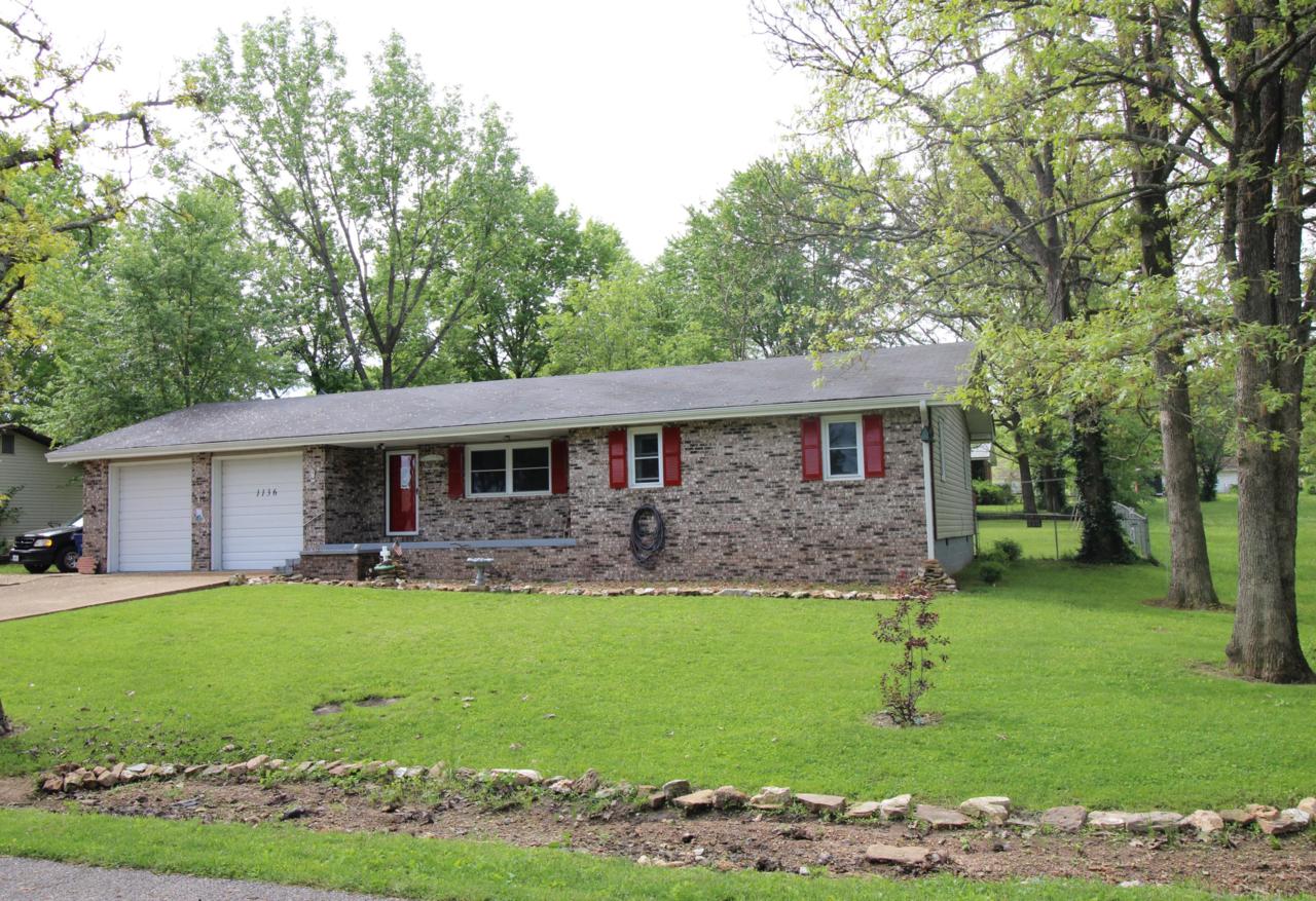 1136 Charles Street - Photo 1