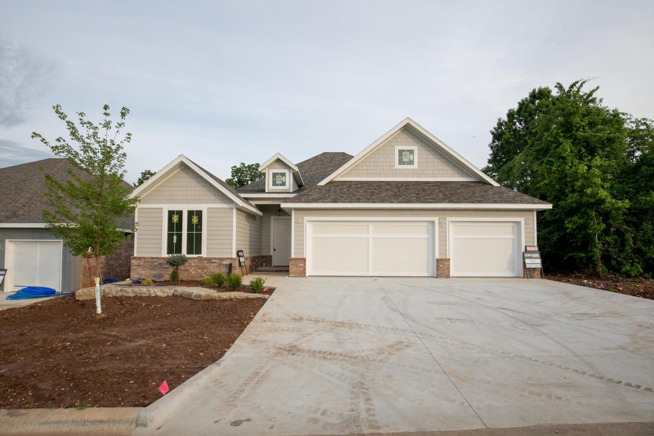 3738 Hutcheson Avenue - Photo 1