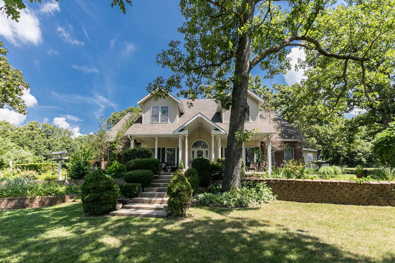 583 Spring Valley Loop - Photo 1