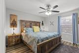 2906 Vineyards Parkway - Photo 17