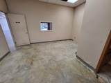 1090 Neosho Boulevard - Photo 3