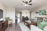 2907 Vineyards Parkway - Photo 4