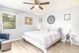320 Turnberry Road - Photo 7