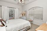 680 Emerald Pointe Drive - Photo 35