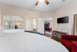 813 Holiday Ridge - Photo 14