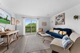 2919 Vineyards Parkway - Photo 2