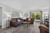 2962 Vineyards Parkway - Photo 4
