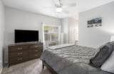 813 Holiday Ridge - Photo 17
